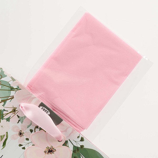 I Love That You're My Mom - Medium Gift Bag Pink Christian Art Gifts